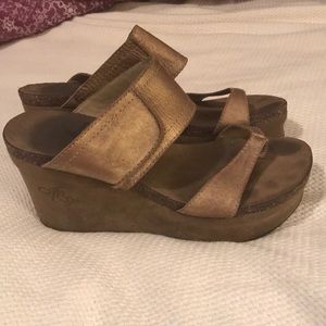 OTBT Wedges
